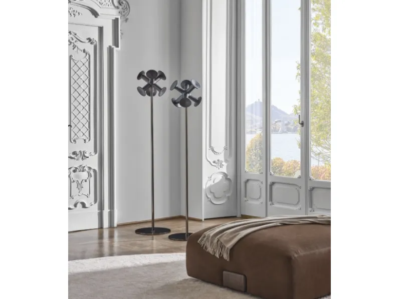 Appendiabiti Nodo in legno e metallo di Porada