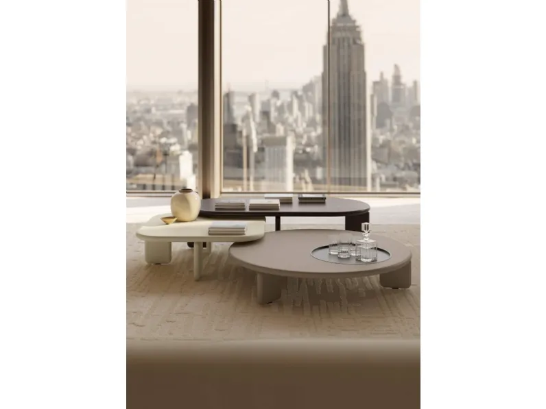 Tavolini di design in laccato o legno Orion di Lema