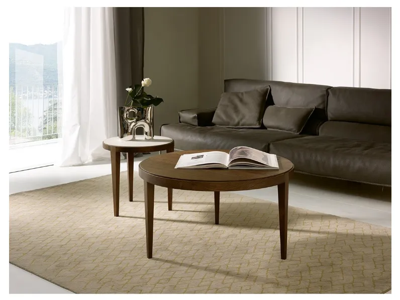 Tavolino con struttura in legno massello con top in legno placcato frassino o eco cemento Dominique di Pacini e Cappellini