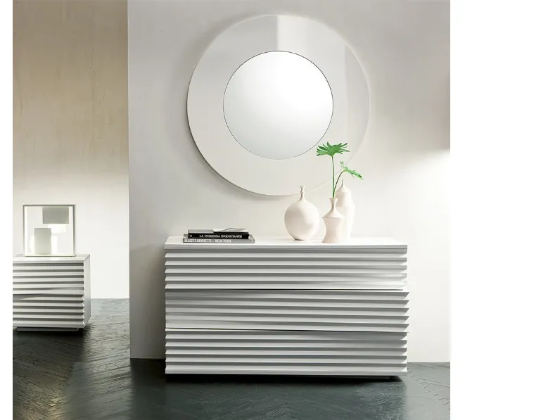 Specchio rotondo con cornice in legno laccato Moon di Pacini e Cappellini