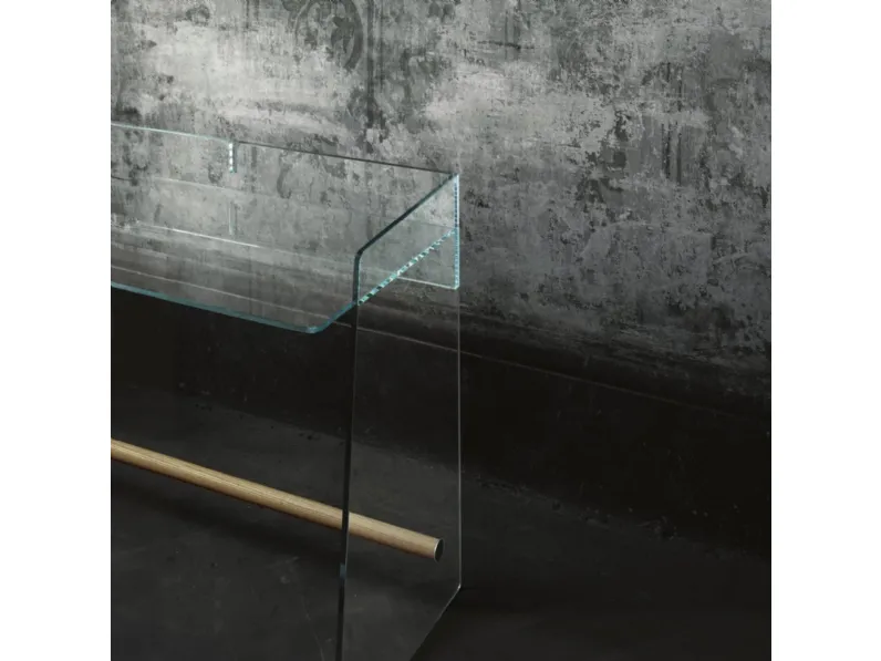 Scrittoio Pirandello in cristallo trasparente con barra poggiapiedi in legno di frassino naturale di Glas Italia