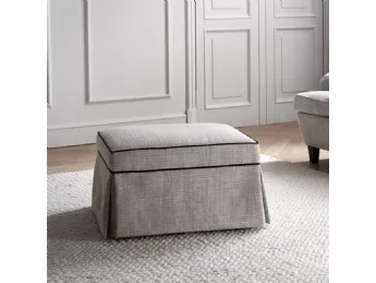 Il Pouf Flò 60 di Tosconova è un'opera scultorea che unisce design e comfort.