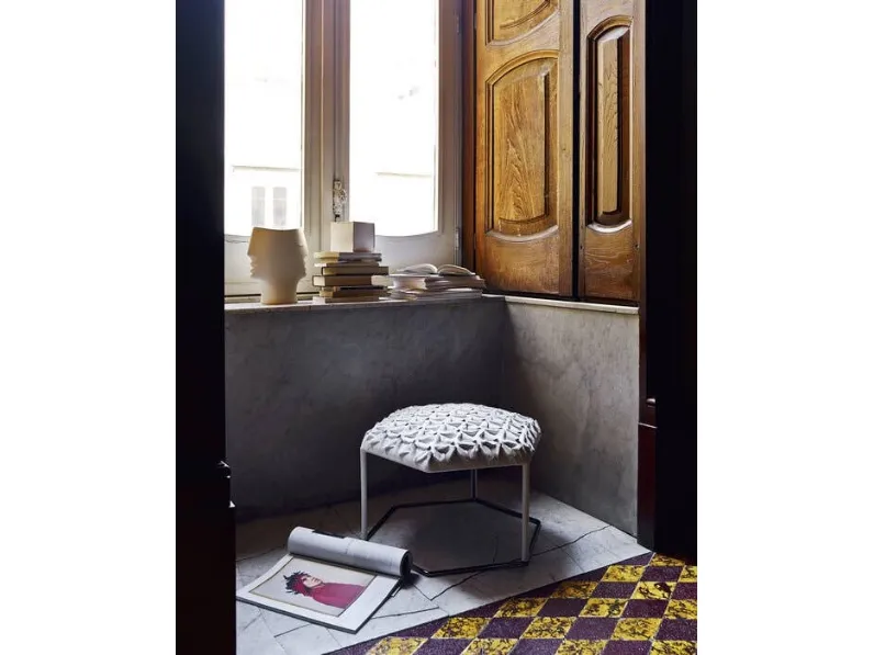 Pouf Hive in pelle di B&B Italia