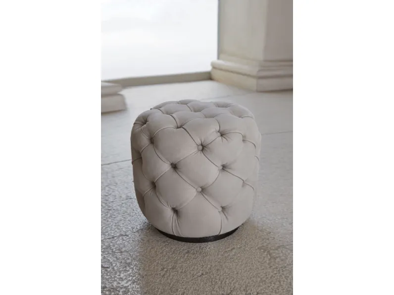 Pouf Paris in pelle trapuntata di Conte
