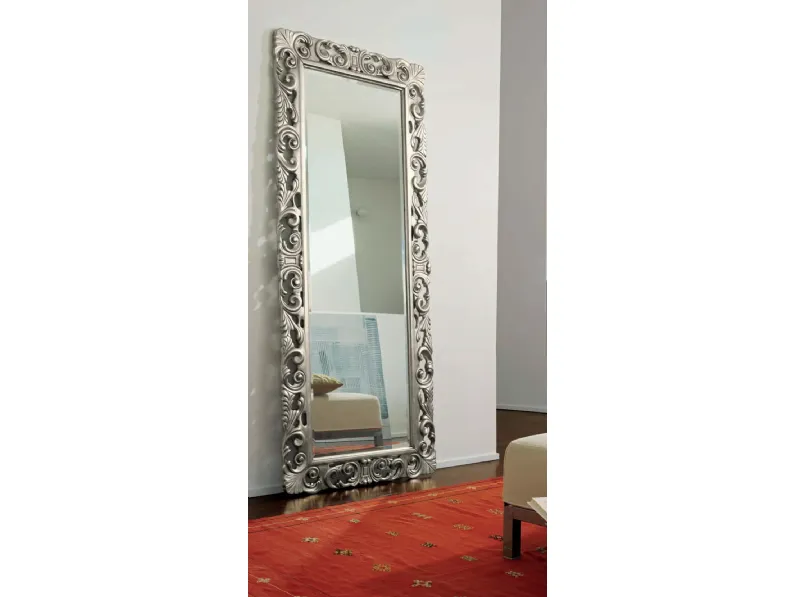 Specchiera in legno intagliato lavorato in foglia argento Otello di Primula