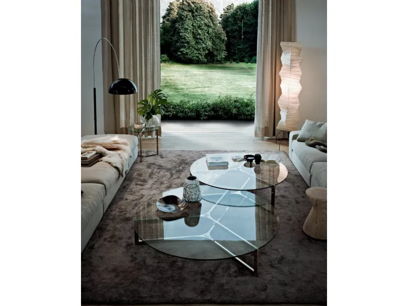 Tavolino rotondo Raj con piano in cristallo e base in acciaio inox lucido di Gallotti&Radice