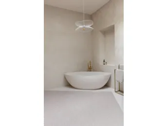 Il Tappeto Rimini di Ligne Pure è un capolavoro di eleganza minimalista.