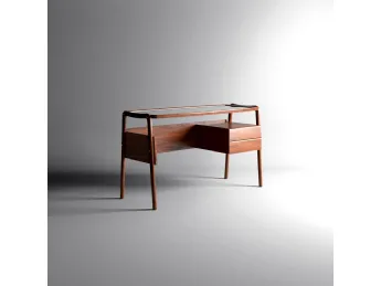 Lo Scrittoio Amilcare di Tosconova è un'opera d'architettura domestica.