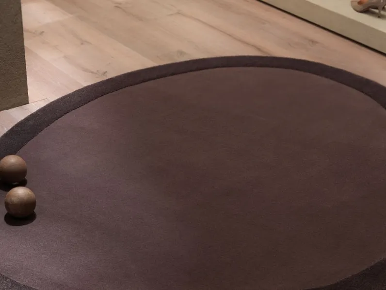 Tappeto Shield in tessuto marrone di Besana Moquette