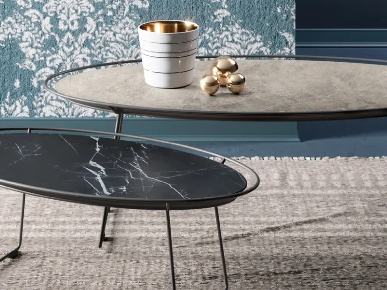 Tavolino ovale con piano in ceramica e struttura in acciaio Spasso TA di Ambiance Italia