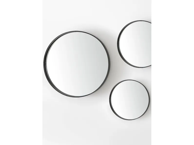 Specchiera con cornice in metallo Dorian Gray di Modesign