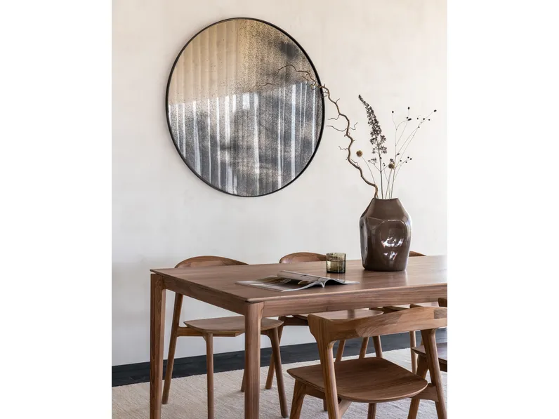 Specchio rotondo con cornice in ferro Aged di Ethnicraft