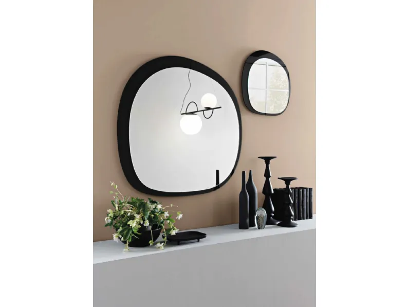 Specchio Fill formato da due vetri sovrapposti di Capodarte