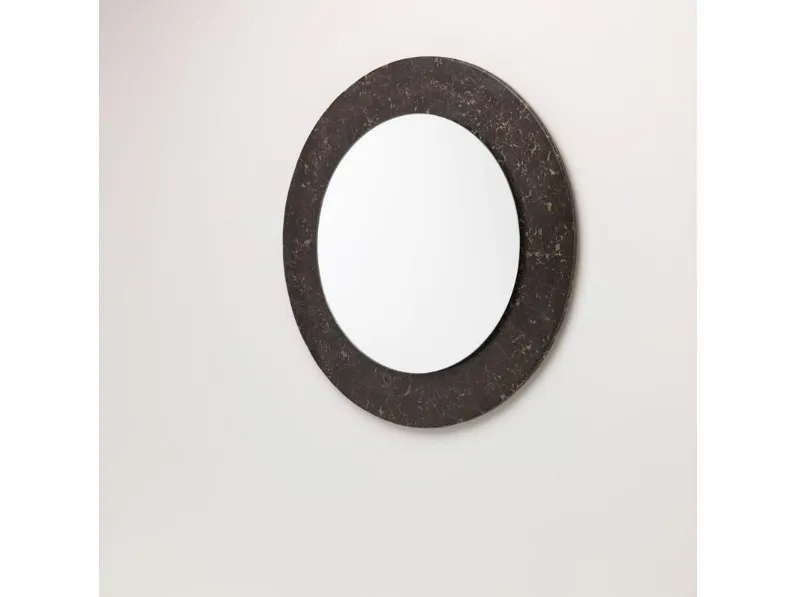 Specchio rotondo Palam con rivestimento della cornice in tessere di pietra fossile di Stones