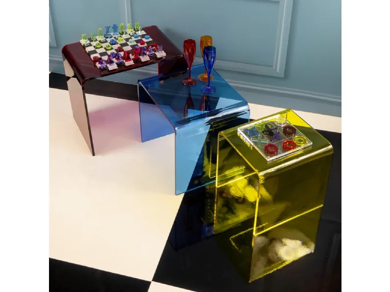 Tavolini impilabili Simply Tris in cristallo acrilico di Vesta