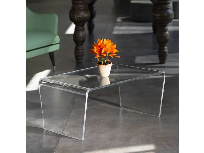 Tavolino Crystal in cristallo acrilico di Vesta