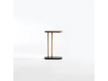 Il tavolino Demetrio di Tosconova unisce design contemporaneo e funzionalità per arredare ogni ambie