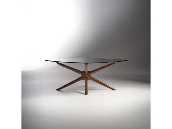 Il tavolino Tazio di Tosconova unisce design moderno e funzionalità.