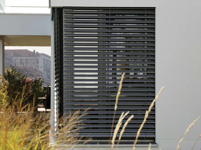 Tenda alla veneziana da esterno Shadow con lamelle in alluminio di Pronema