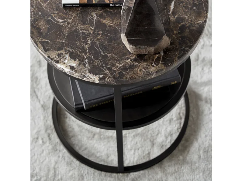 Tavolino rotondo con top in marmo e struttura in metallo Brass ST di Tosconova