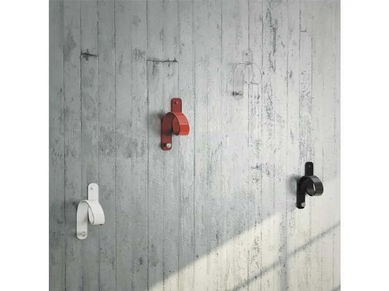 Appendiabiti da parete in plexiglass 11-2 di Vesta