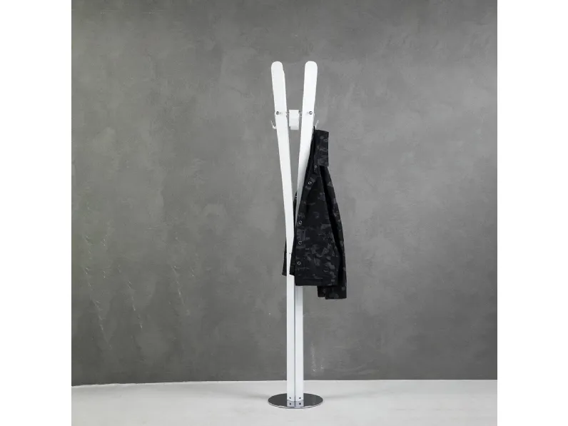 Appendiabiti da terra in cristallo acrilico 11-2 di Vesta