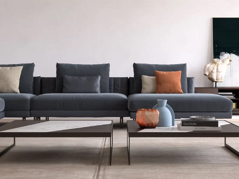 Tavolino Walley con top in marmo e laccato di Alpa Salotti