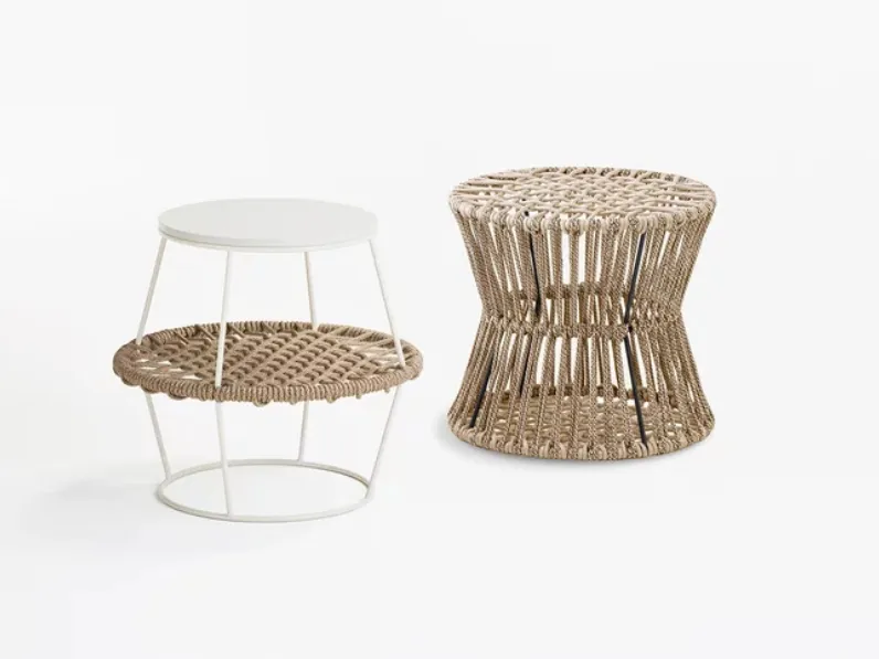 Tavolino in corda nautica e tondino di metallo Ziggy di Saba