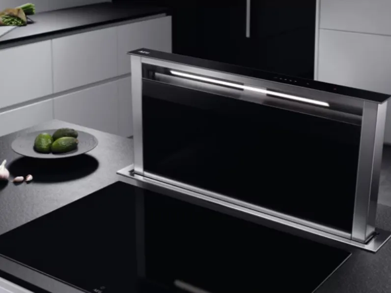 Cappa Downdraft 7000 di AEG