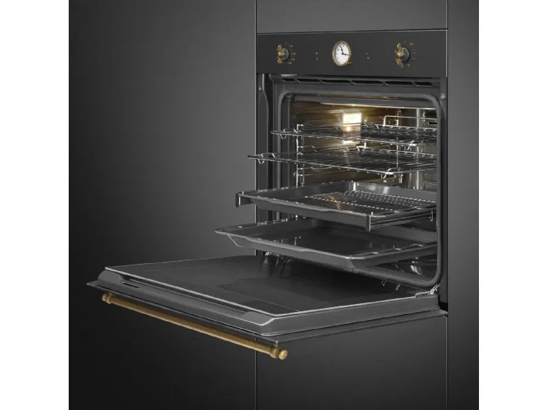 Forno Termoventilato Estetica Coloniale di Smeg
