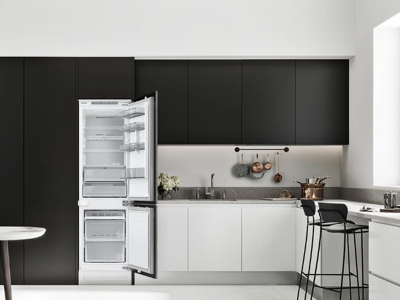 Frigorifero Combinato da Incasso F1RST Plus BRB30600EWW di Samsung