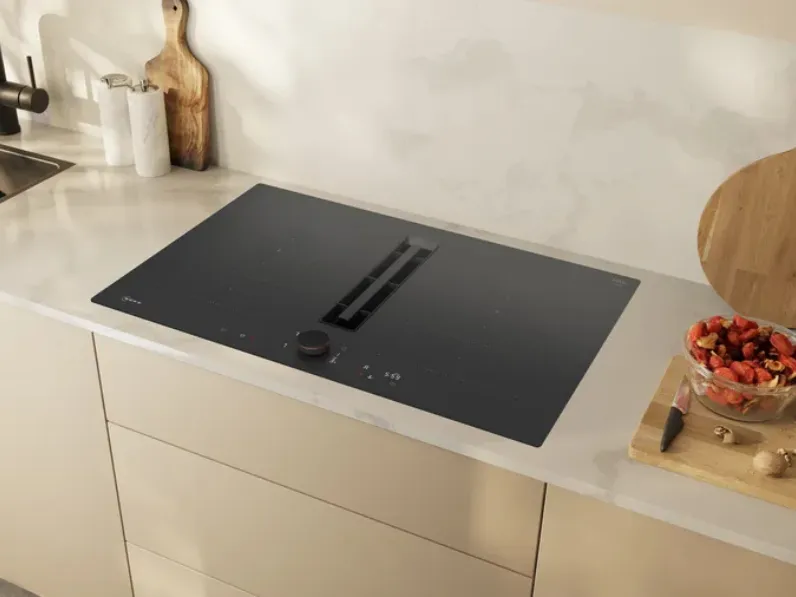 Piano a induzione con cappa integrata Flush Mount di NEFF