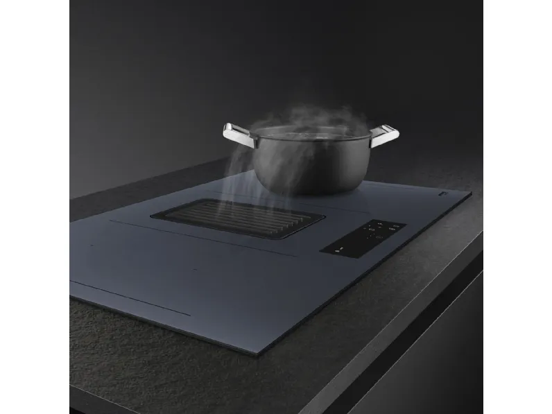 Piano Cottura Induzione con cappa integrata di Smeg
