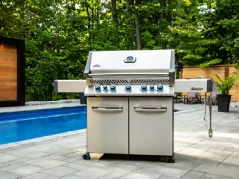 PRESTIGE 665 RSIB Gas Grill