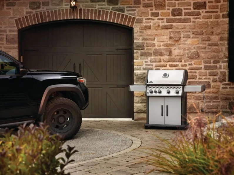 Barbecue ROGUE XT 525 SIB Gas Grill di Napoleon