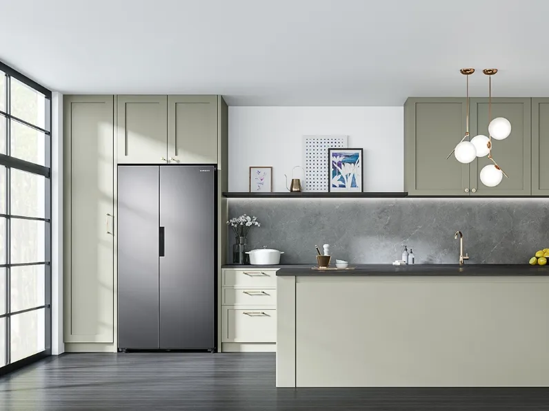 Frigorifero Side by Side Serie 8000 RS66A8101SL di Samsung