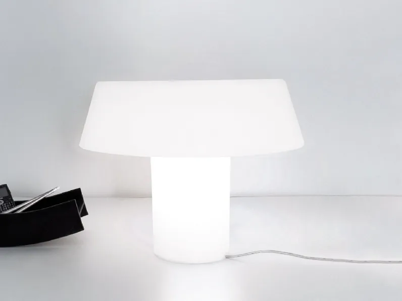 Lampada da tavolo Amami di Artemide