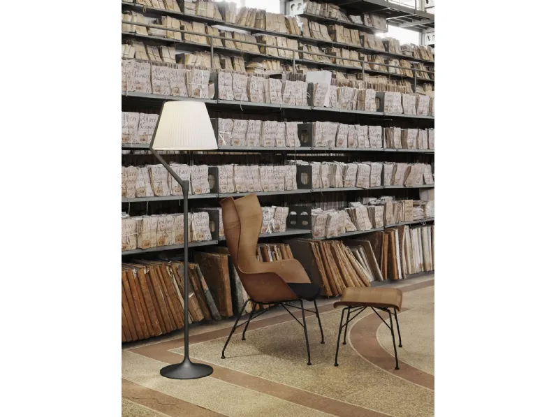 Lampada da terra Angelo Stone di Kartell