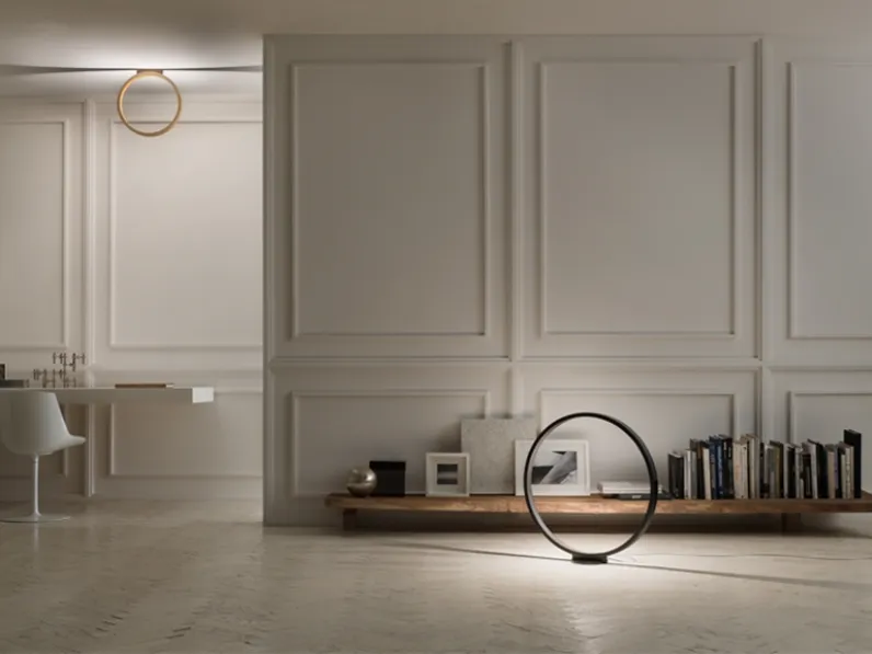 Lampada da terra dimmerabile dal design compatto e lineare in alluminio Assolo di Cini&Nils