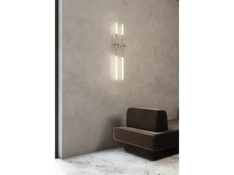 Lampada Bianca Linear in ottone di Contardi