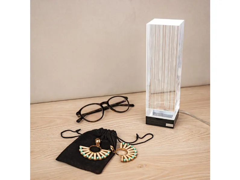Lampada da tavolo in cristallo acrilico Block piccola di Vesta