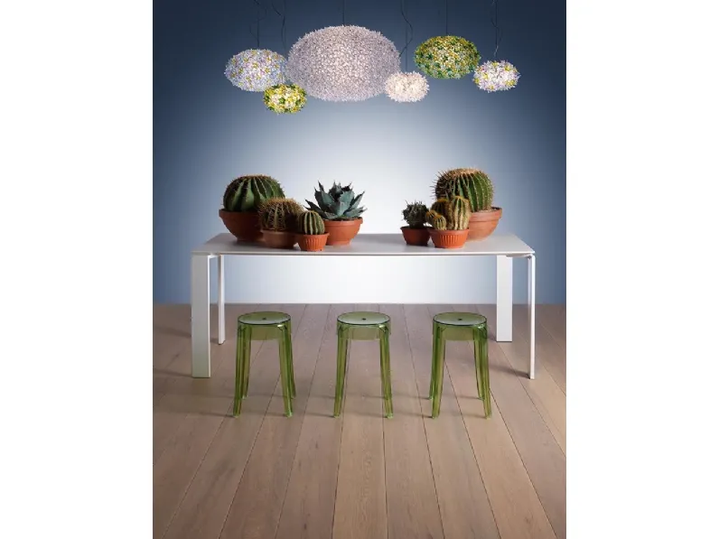 Lampada a sospensione tonda Bloom di Kartell