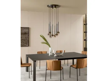 Bolli S di Riflessi: design sospeso per spazi d'autore.