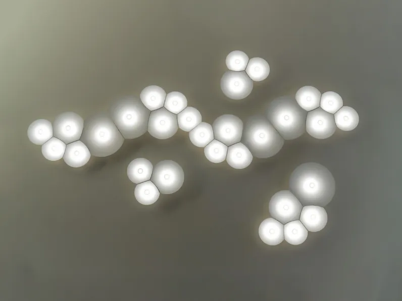 Lampada da parete formata da parabole di varie dimensioni Bulbullia di Luceplan
