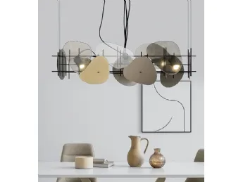 La lampada a sospensione Camouflage di LIGHT4 si distingue per il suo design originale e la luce avv