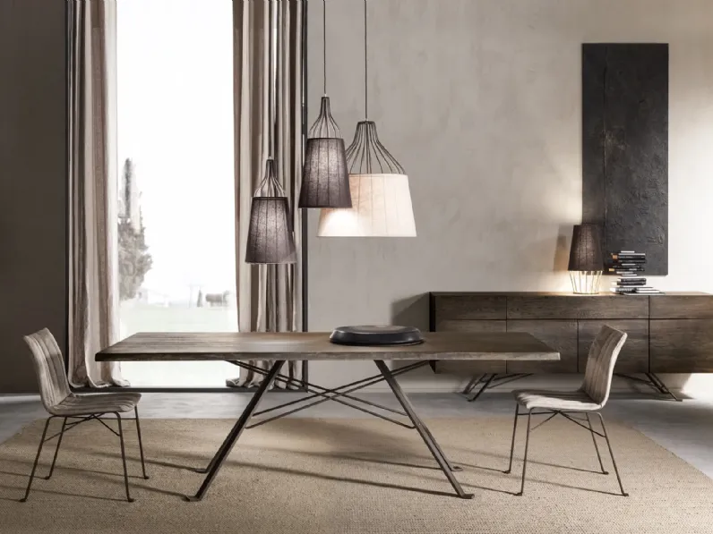 Lampada a sospensione Sofia in metallo e lino di Cantori