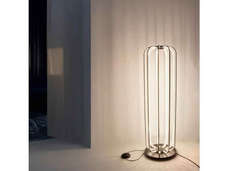 Lampada da terra in alluminio Cavea di Egoluce