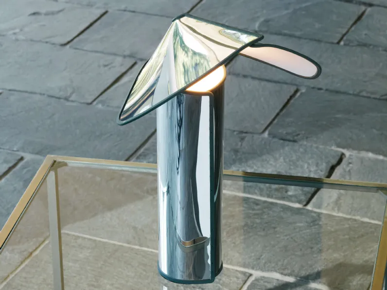 Lampada da tavolo in alluminio Chiara di Flos