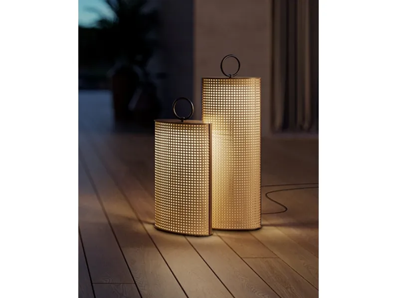 Lampada outdoor in resina Clara di Contardi