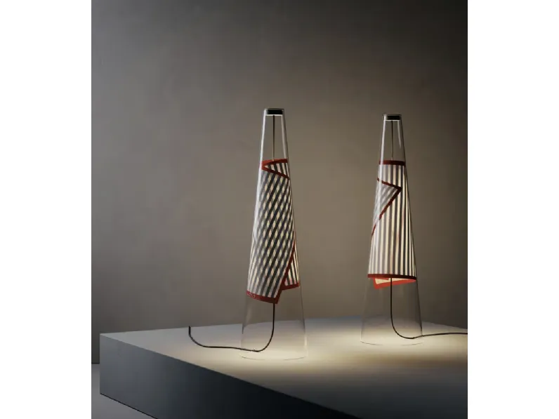 Lampada da tavolo Cono di Luce di Lodes